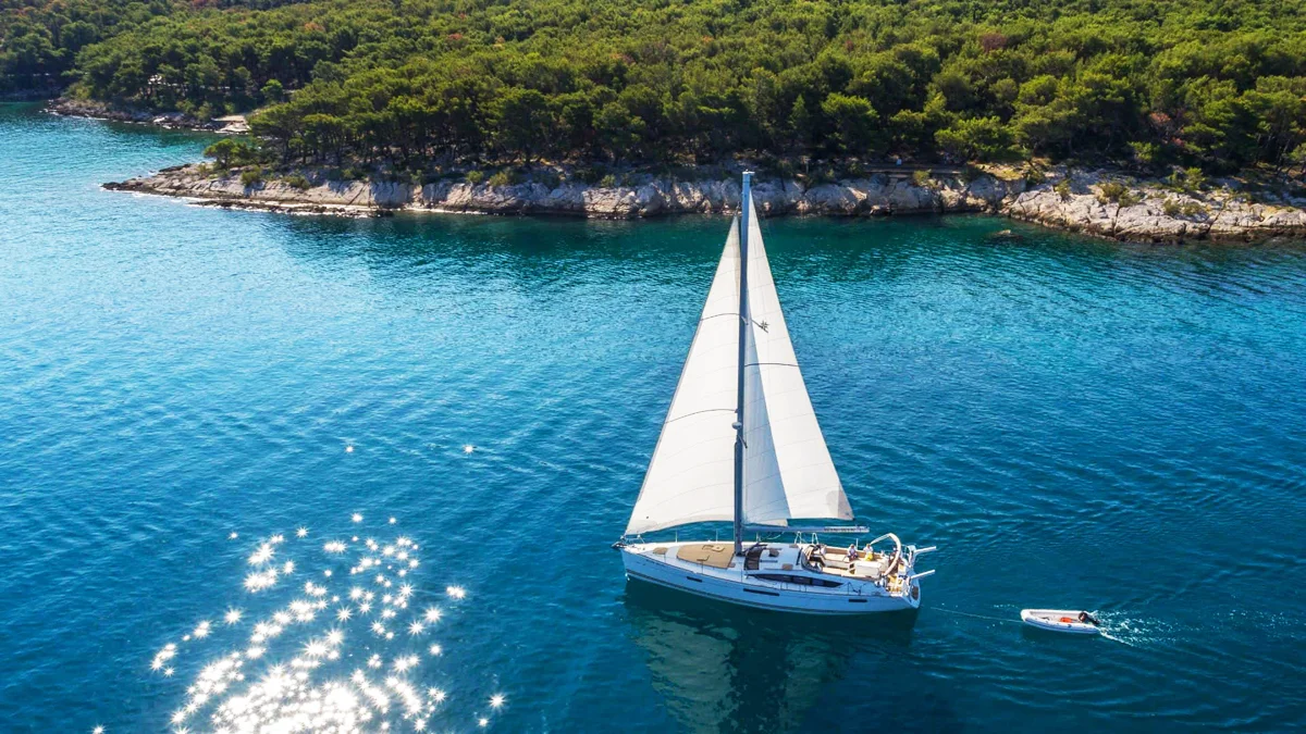 When to Sail the Kvarner: A Month-by-Month Guide
